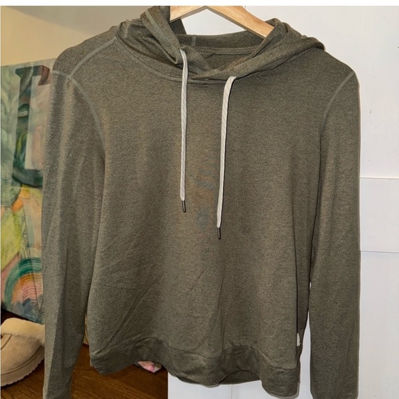 #9-VUORI- Halo Essential Hoodie size small - Picture 3 of 4